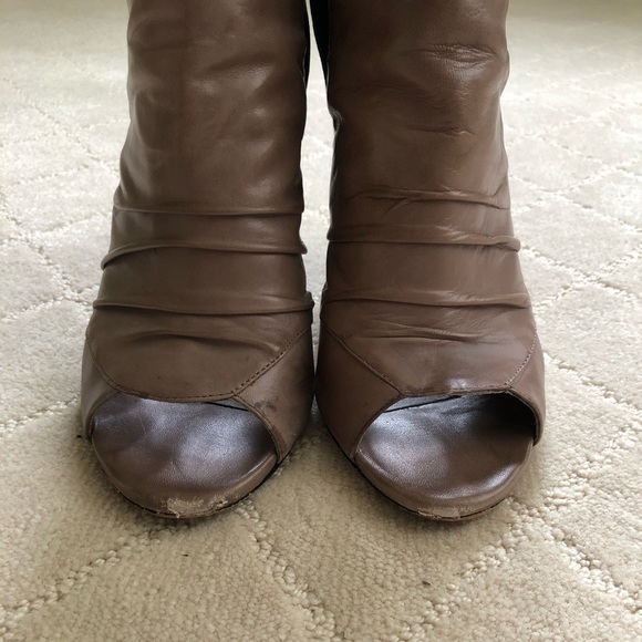 Vince Camuto Bootie - Picture 4 of 8